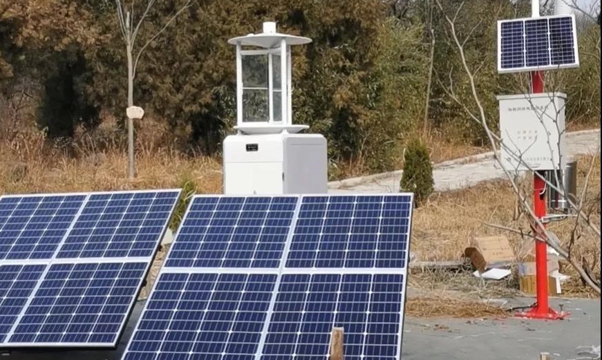 安徽埇橋區林業局從河南云飛科技引進測報燈和氣象站